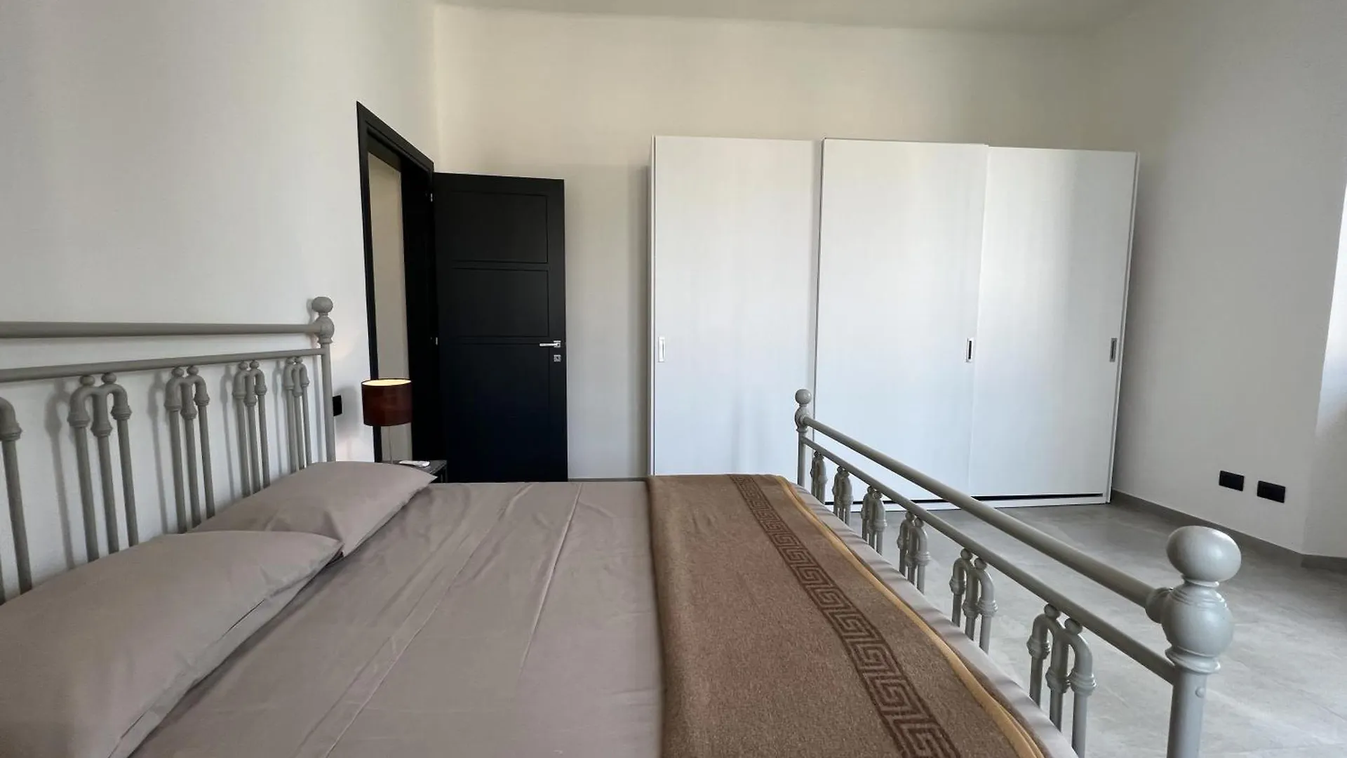 Casa Redona - Nuovo Elegante Loft Free Wifi 4 Pax Apartman Bergamo